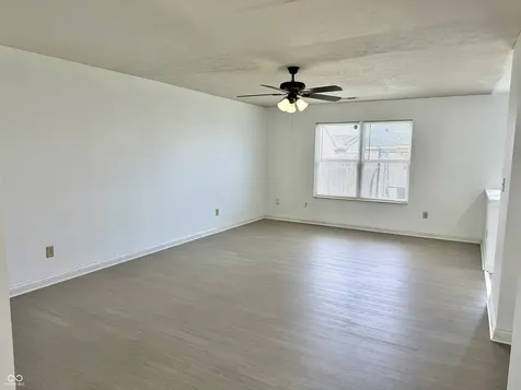 652 Loon Lane Greenwood IN 46143