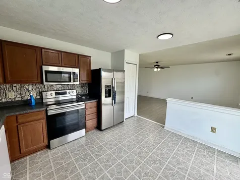 652 Loon Lane Greenwood IN 46143