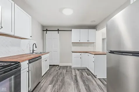 2430 Brookside Parkway North Drive Indianapolis IN 46201