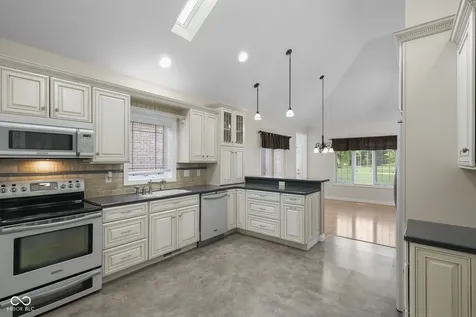 2430 Crossfields Court Carmel IN 46032