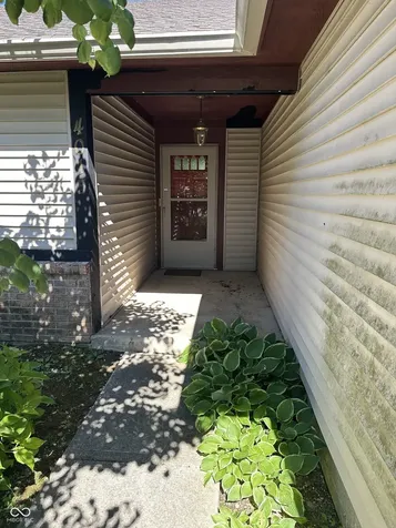 4015 Sungate Court Indianapolis IN 46239