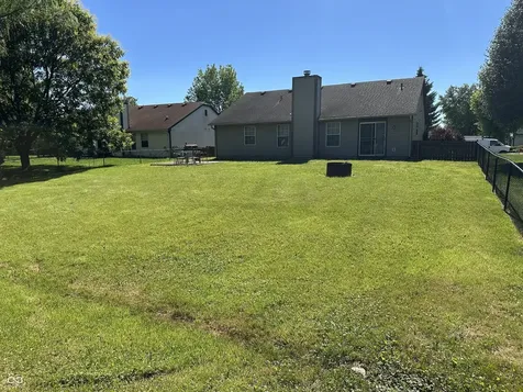 4015 Sungate Court Indianapolis IN 46239
