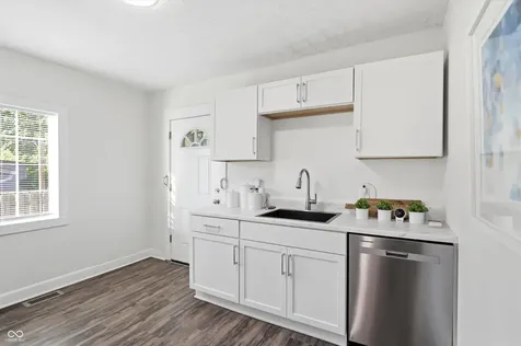 2255-2257 N Parker Avenue Indianapolis IN 46218