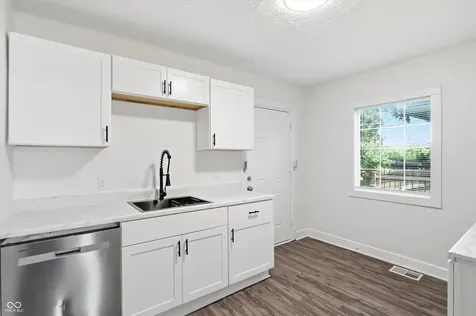 2255-2257 N Parker Avenue Indianapolis IN 46218