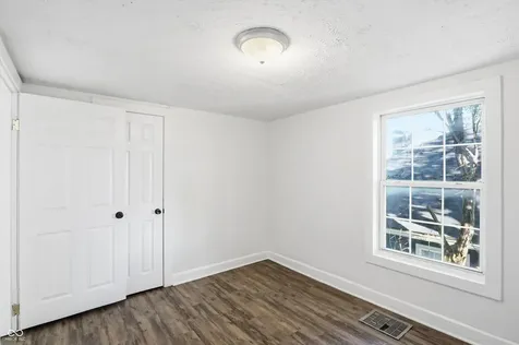 2255-2257 N Parker Avenue Indianapolis IN 46218