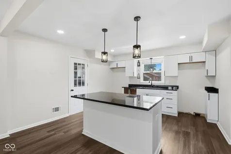 5369 Wiley Avenue Indianapolis IN 46226
