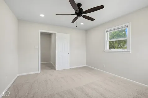 5369 Wiley Avenue Indianapolis IN 46226