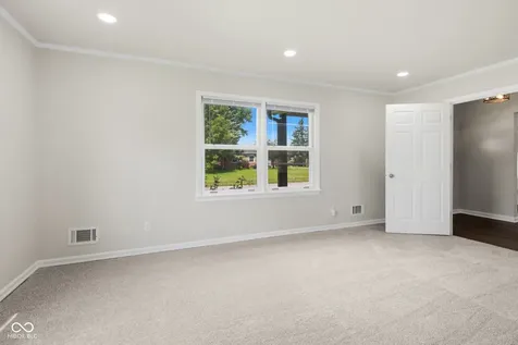 5369 Wiley Avenue Indianapolis IN 46226