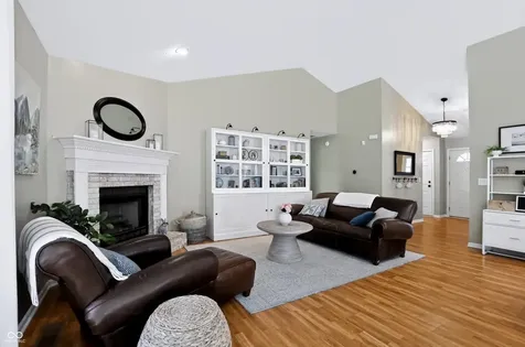 6517 Sussex Drive Zionsville IN 46077