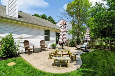 6517 Sussex Drive Zionsville IN 46077
