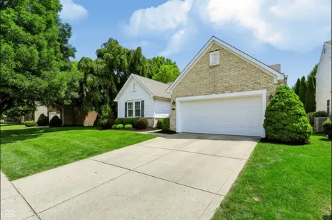6517 Sussex Drive Zionsville IN 46077