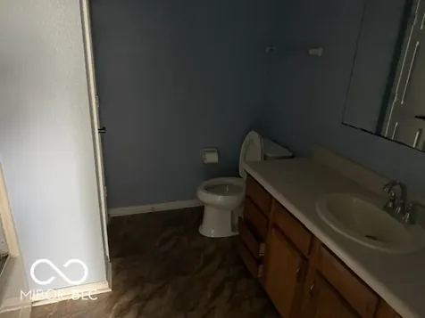 8107 Southern Trails Place Indianapolis IN 46237