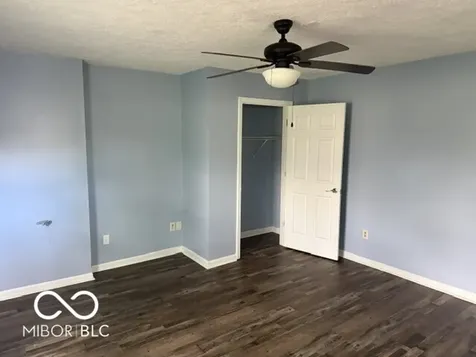 8107 Southern Trails Place Indianapolis IN 46237
