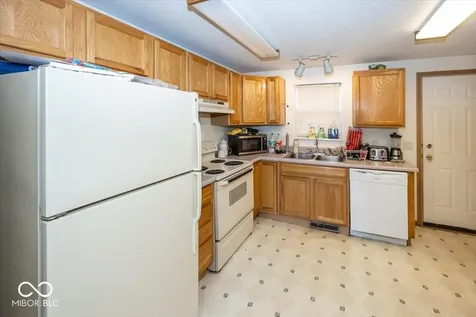 771 775 Kara Court Greenfield IN 46140