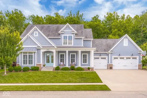 2013 Deer Creek Circle Columbus IN 47201