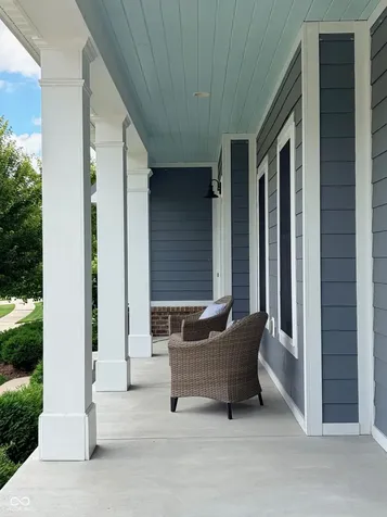 2013 Deer Creek Circle Columbus IN 47201