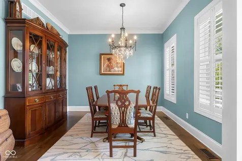 2013 Deer Creek Circle Columbus IN 47201