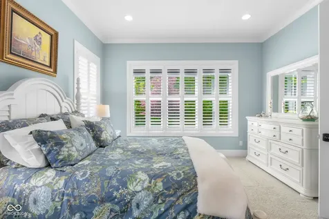 2013 Deer Creek Circle Columbus IN 47201