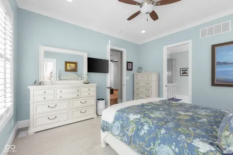 2013 Deer Creek Circle Columbus IN 47201