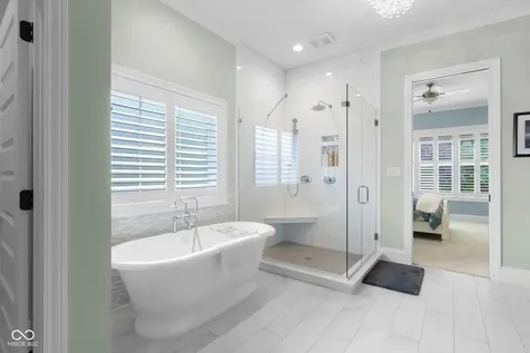 2013 Deer Creek Circle Columbus IN 47201