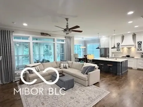 2013 Deer Creek Circle Columbus IN 47201