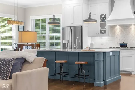 2013 Deer Creek Circle Columbus IN 47201