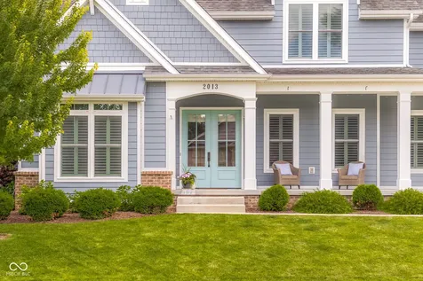 2013 Deer Creek Circle Columbus IN 47201