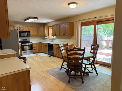 2055 Pinewood Drive Columbus IN 47203