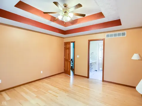 2055 Pinewood Drive Columbus IN 47203