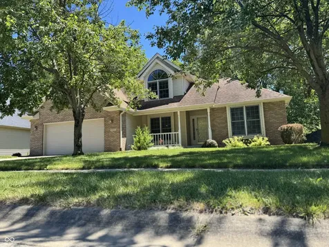2055 Pinewood Drive Columbus IN 47203