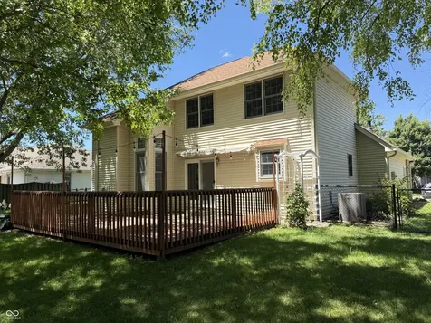 2055 Pinewood Drive Columbus IN 47203