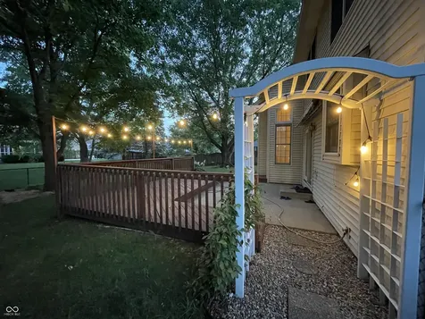 2055 Pinewood Drive Columbus IN 47203