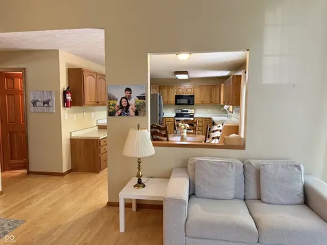 2055 Pinewood Drive Columbus IN 47203