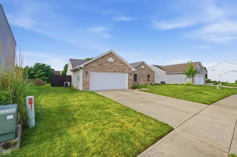 6395 Avalon Boulevard Avon IN 46123