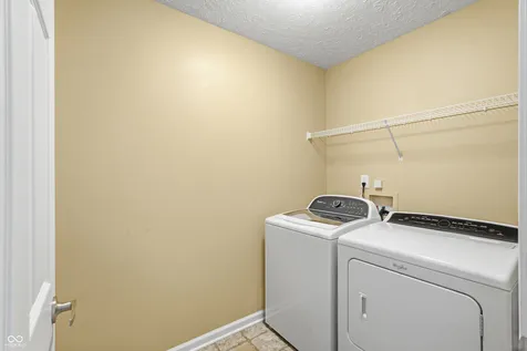 6395 Avalon Boulevard Avon IN 46123