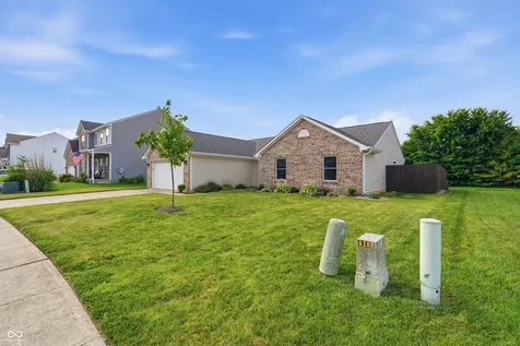 6395 Avalon Boulevard Avon IN 46123