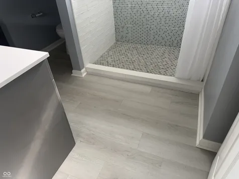 6395 Avalon Boulevard Avon IN 46123