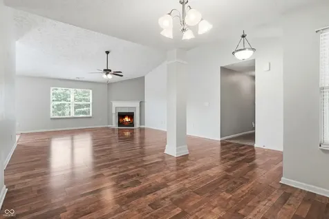 6395 Avalon Boulevard Avon IN 46123