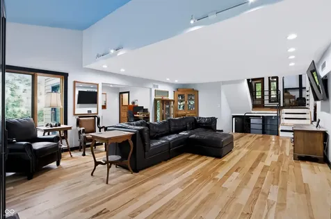 8315 Eagle Crest Lane Indianapolis IN 46234
