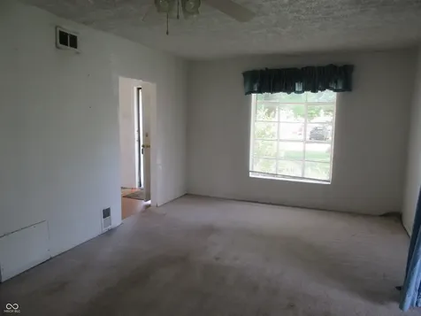 4935 W Legrande Avenue Indianapolis IN 46241