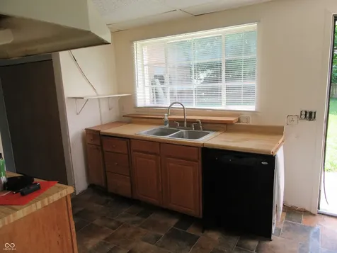 4935 W Legrande Avenue Indianapolis IN 46241