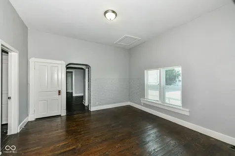 22 S Belleview Place Indianapolis IN 46222