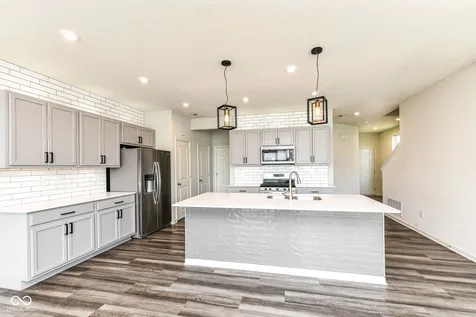13445 Dewpoint Lane Fishers IN 46037