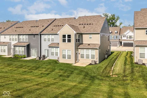 13445 Dewpoint Lane Fishers IN 46037