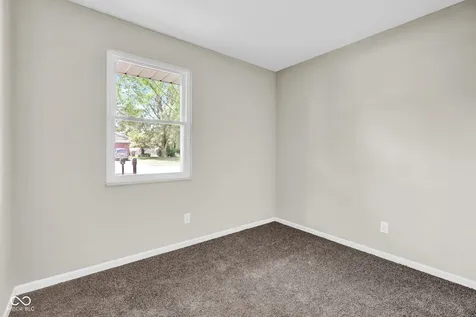 1413 Brookside Drive Columbus IN 47201
