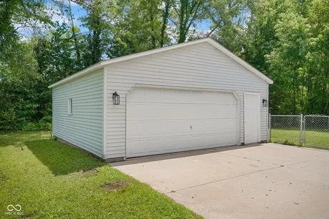 1413 Brookside Drive Columbus IN 47201