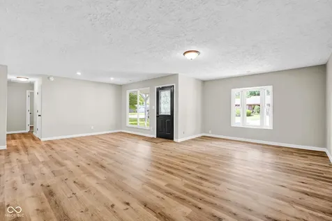 1413 Brookside Drive Columbus IN 47201
