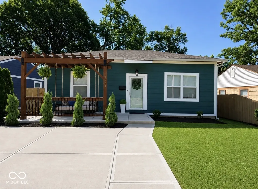 3251 Sutherland Avenue Indianapolis IN 46205