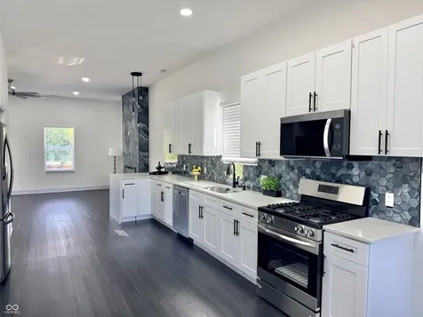 3251 Sutherland Avenue Indianapolis IN 46205