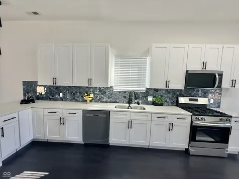 3251 Sutherland Avenue Indianapolis IN 46205